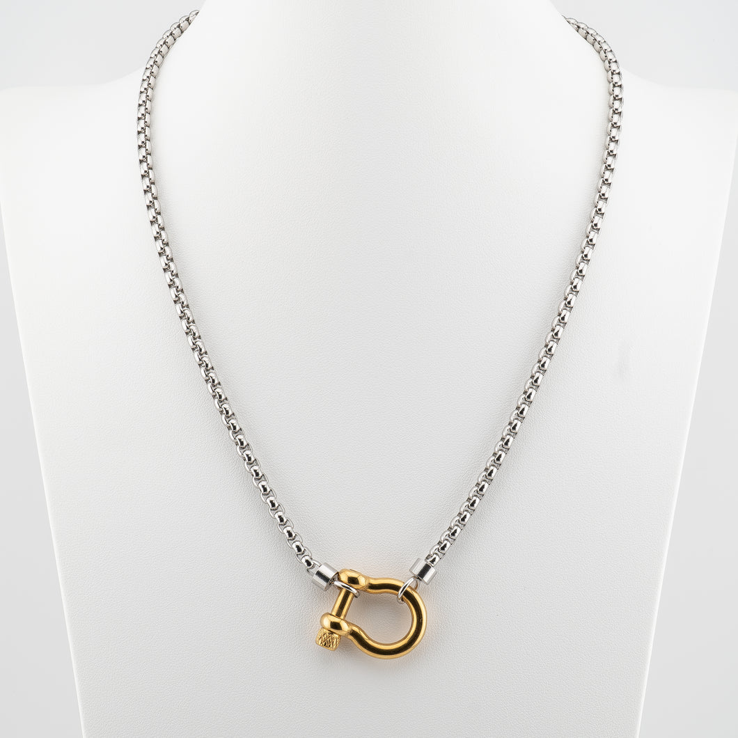 18K Gold Plated Waterproof Chunky Horseshoe Necklace